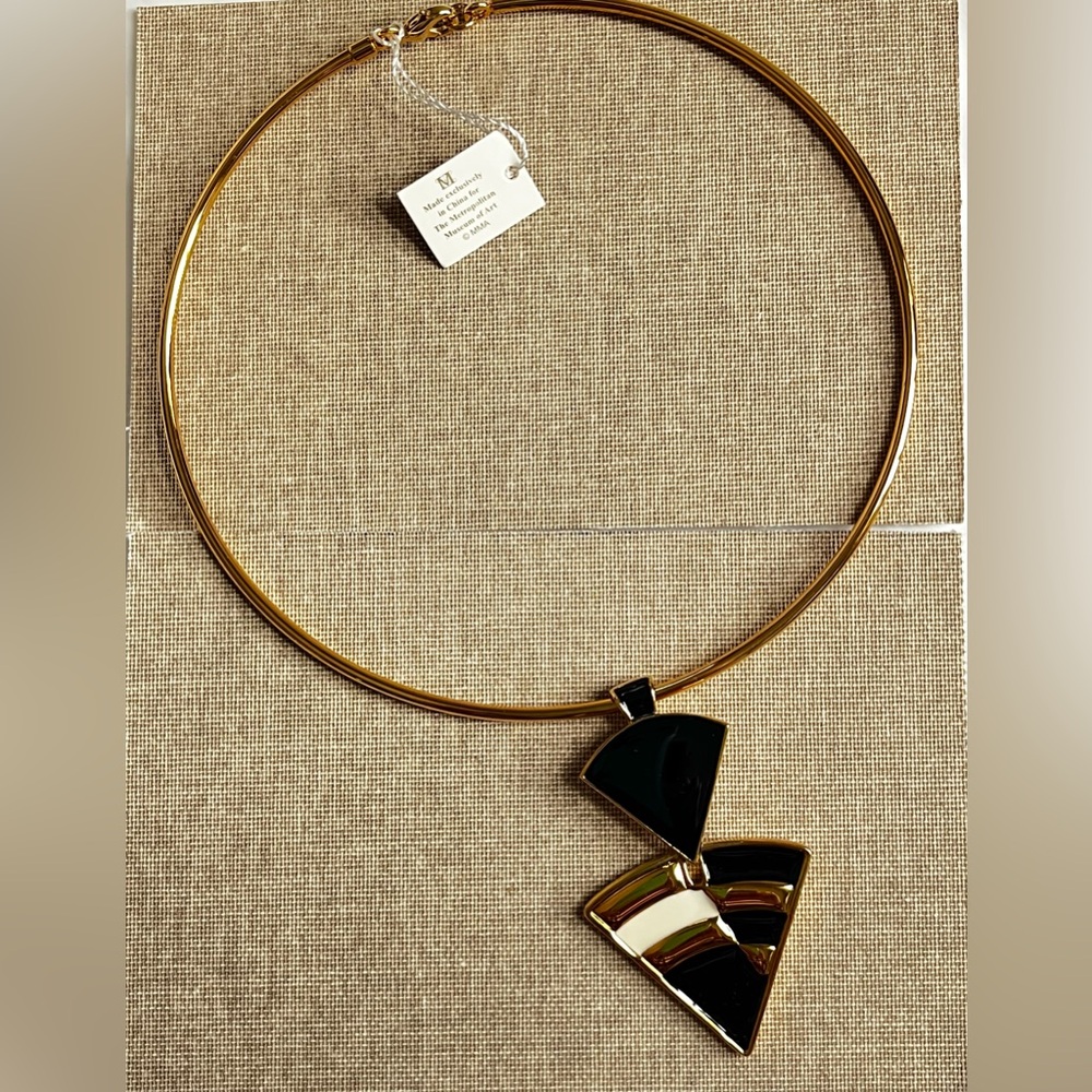 Metropolitan Museum of Art Vintage Deskey Deco Enamel Golden Necklace NWT